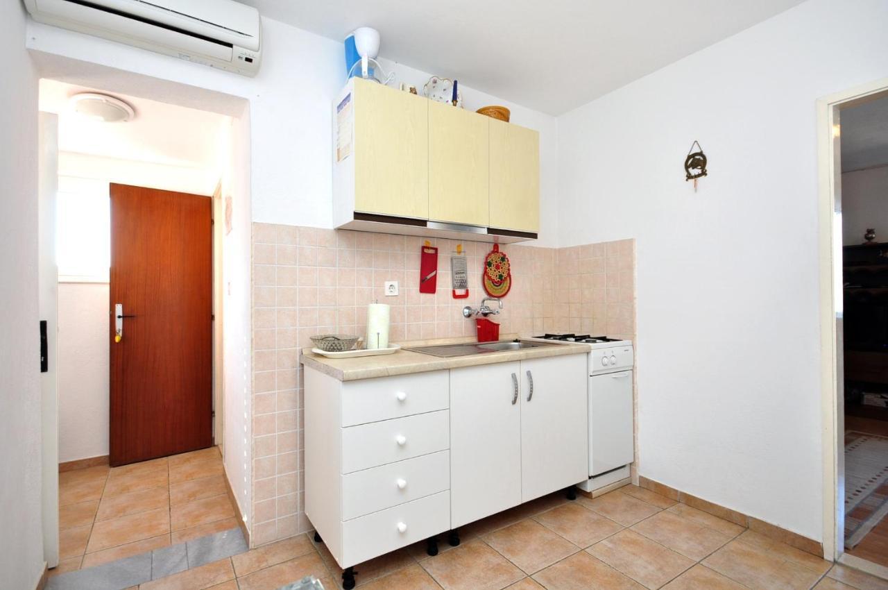 Apartments By The Sea Arbanija, Ciovo - 1085 Trogir Ngoại thất bức ảnh
